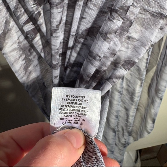 Ala Von Auersperg Rachel Mesh Poncho - Picture 9 of 9